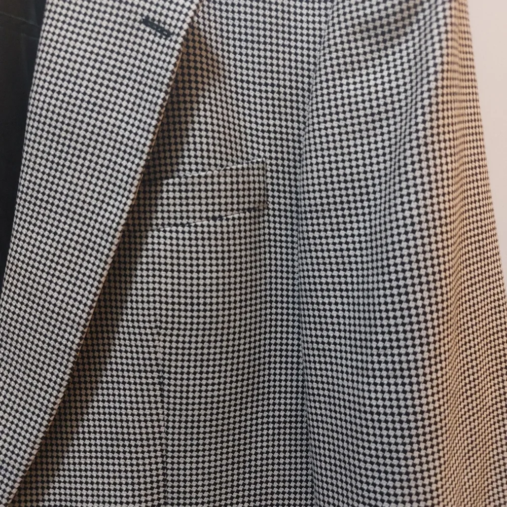 BRANDINI 100% Genuine Wool Men's Black and White Jacket Size 44L